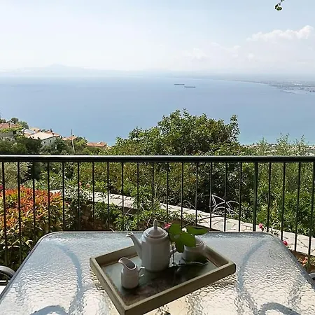 Blue-green Appartement Verga Kalamata